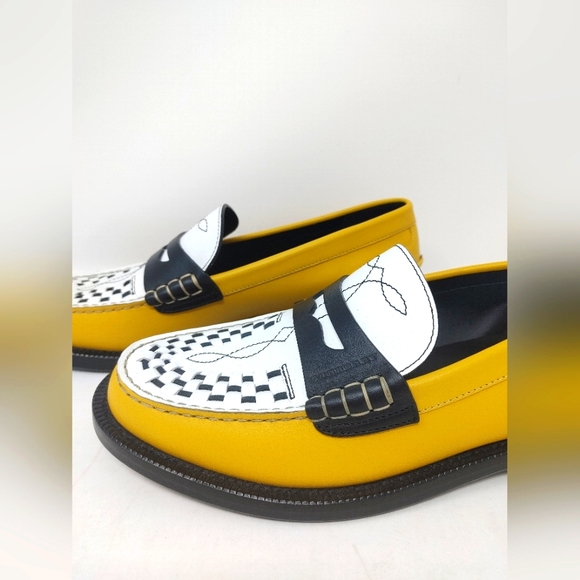 Burberry Woven-Toe Leather Loafers in Saffron Yellow Size 38 - Picture 4 of 15